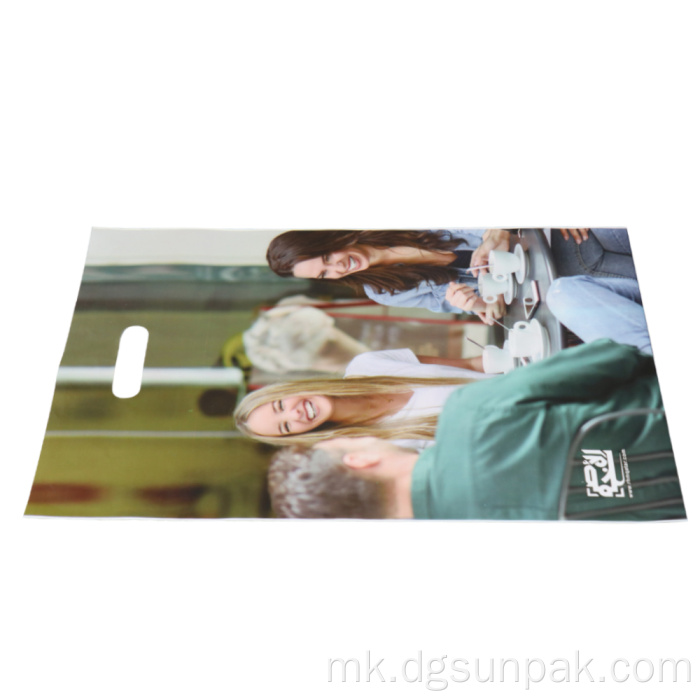 пакување кеси за складирање на матна пластична кеса за долна облека со патент